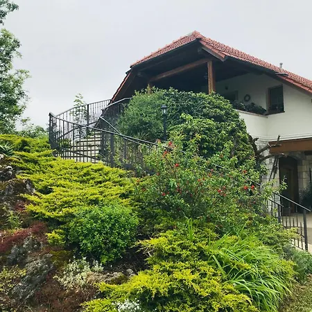 Apartman Gracarjeva Domacija *